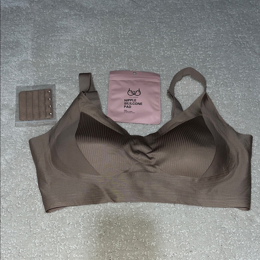 Elegant Brown Seamless Bra
